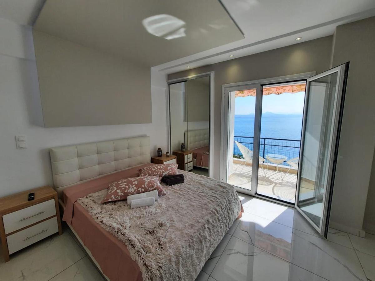 Agora Luxury 6